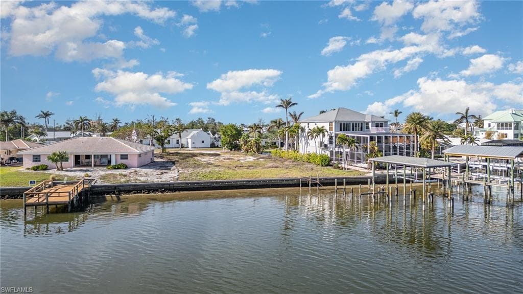 5636 Williams DR, FORT MYERS BEACH FL 33931-16