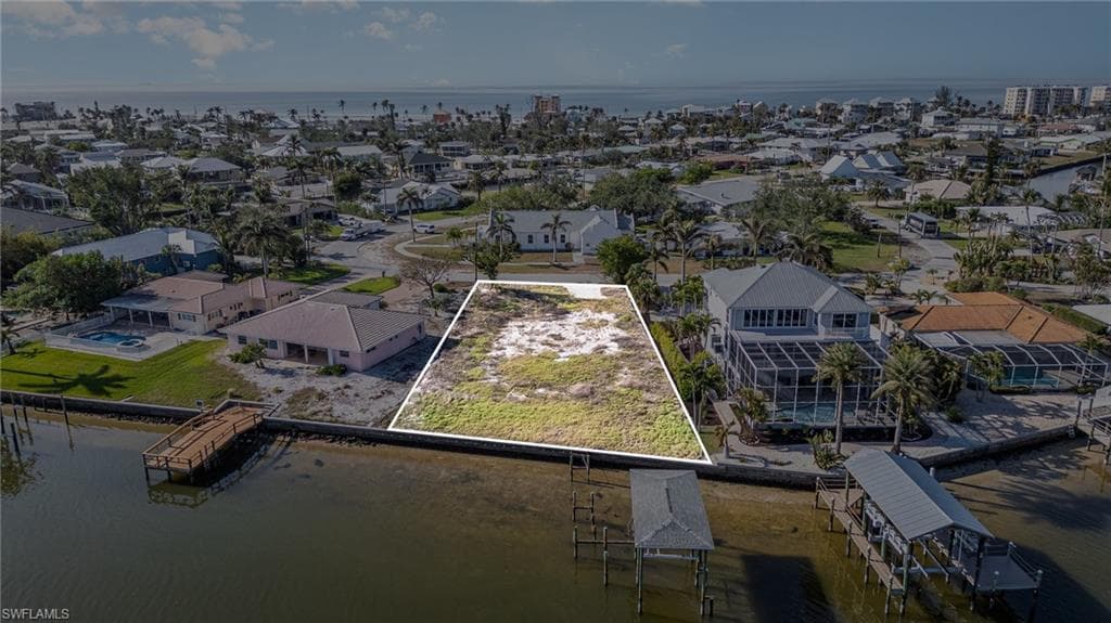 5636 Williams DR, FORT MYERS BEACH FL 33931-2