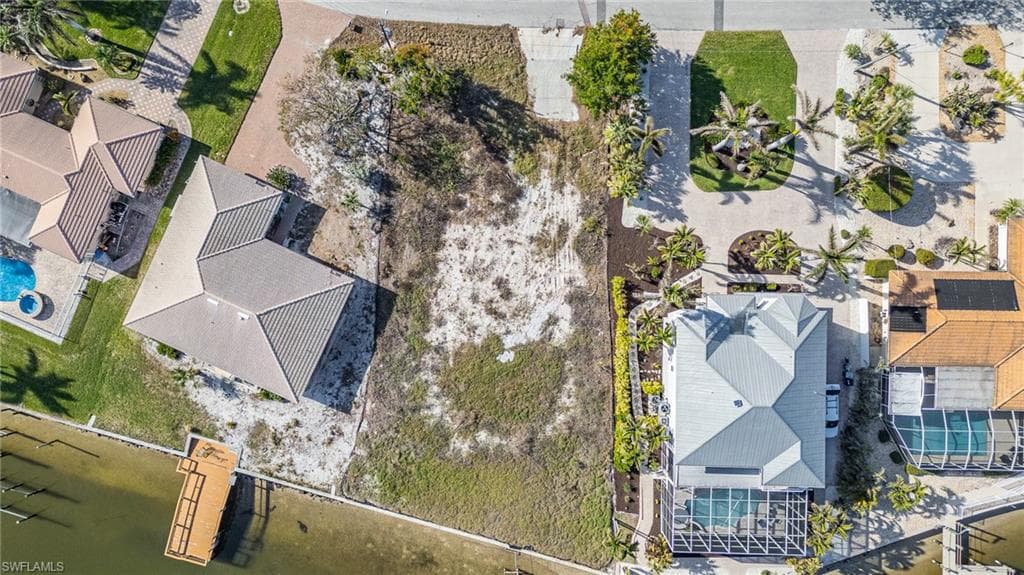 5636 Williams DR, FORT MYERS BEACH FL 33931-8