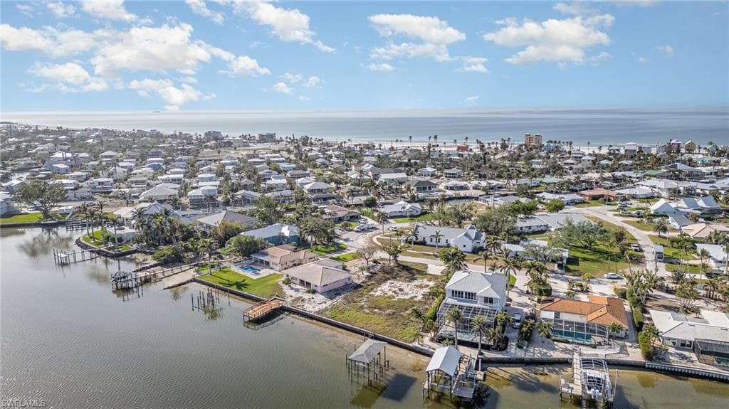 5636 Williams DR, FORT MYERS BEACH FL 33931-14