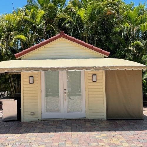 4762 Southern Breeze DR, NAPLES FL 34114-2