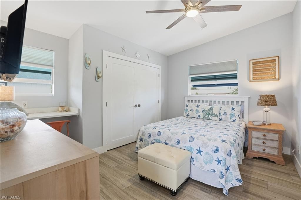 130 Bahia VIA, FORT MYERS BEACH FL 33931-12