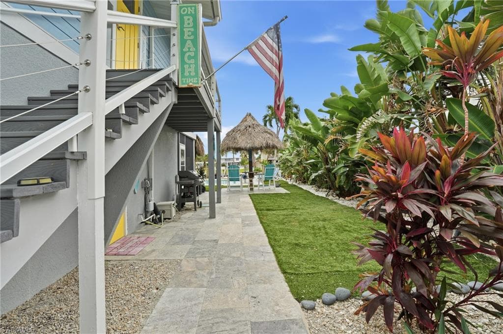 130 Bahia VIA, FORT MYERS BEACH FL 33931-3