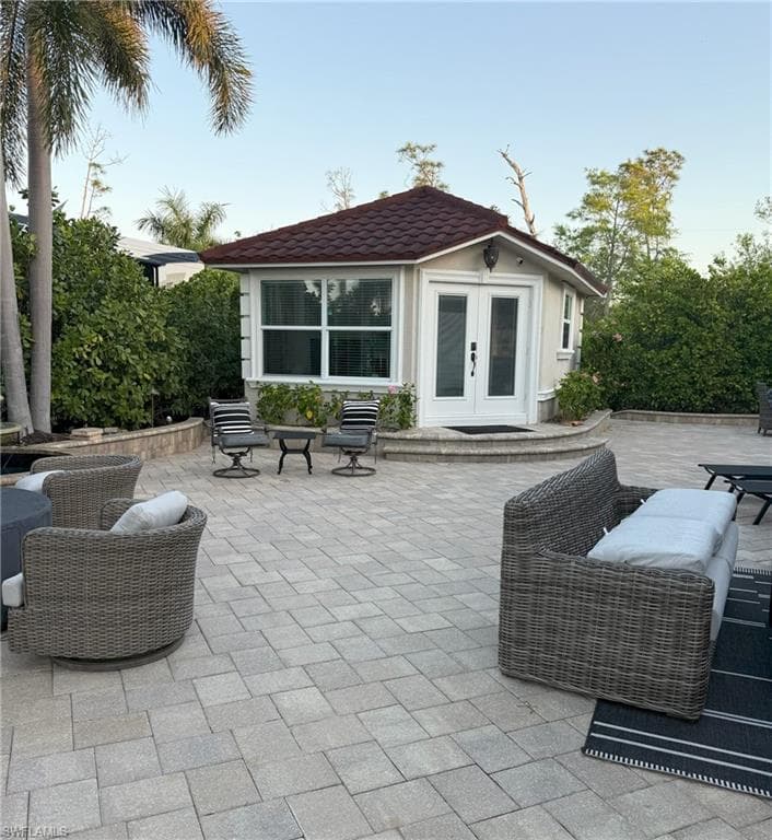 4826 Southern Breeze DR, NAPLES FL 34114-6