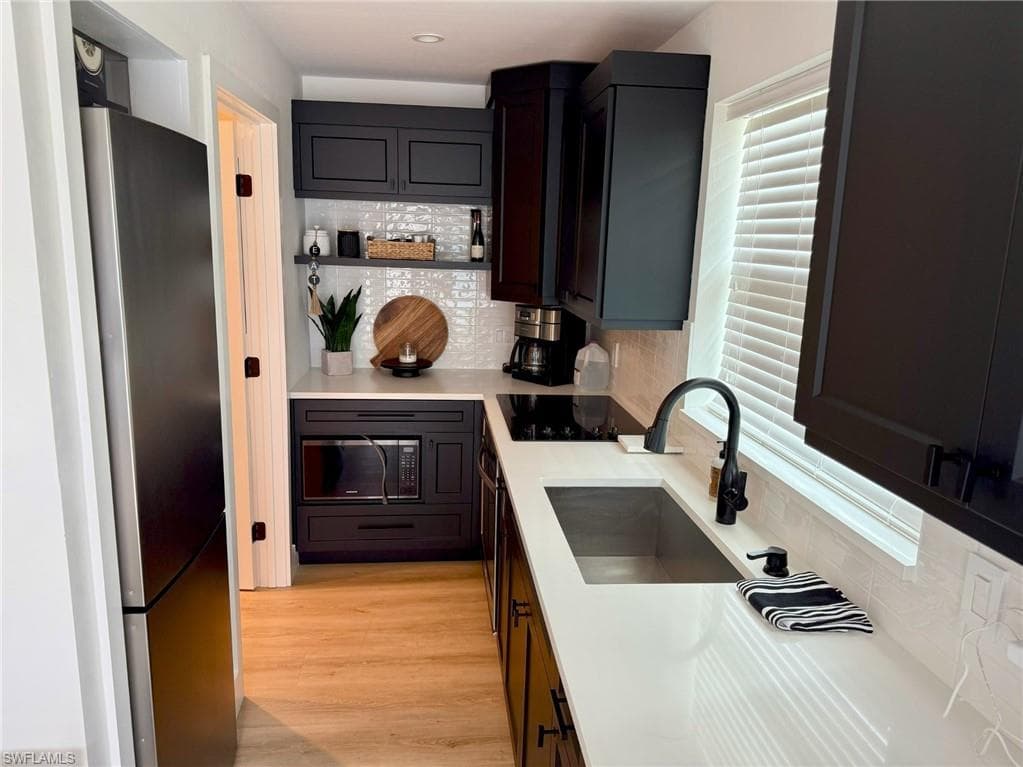 4826 Southern Breeze DR, NAPLES FL 34114-9