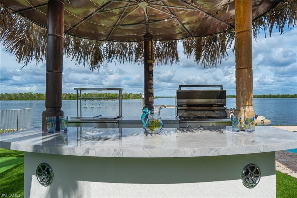 205 Bayview AVE, FORT MYERS BEACH FL 33931-42