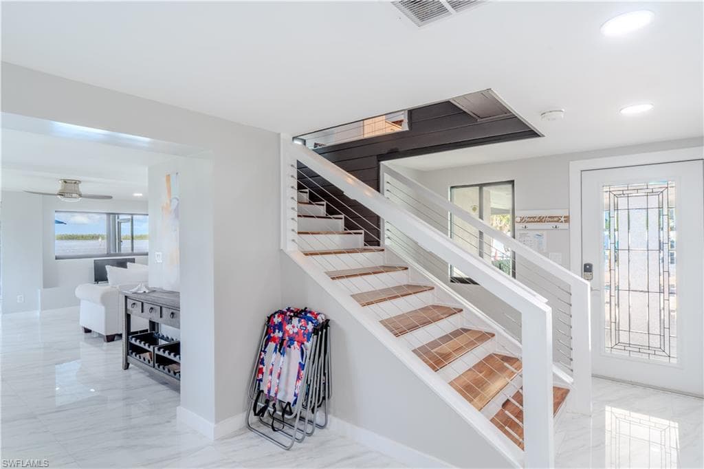 205 Bayview AVE, FORT MYERS BEACH FL 33931-21