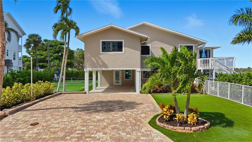 205 Bayview AVE, FORT MYERS BEACH FL 33931-2