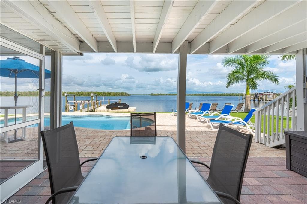 205 Bayview AVE, FORT MYERS BEACH FL 33931-35