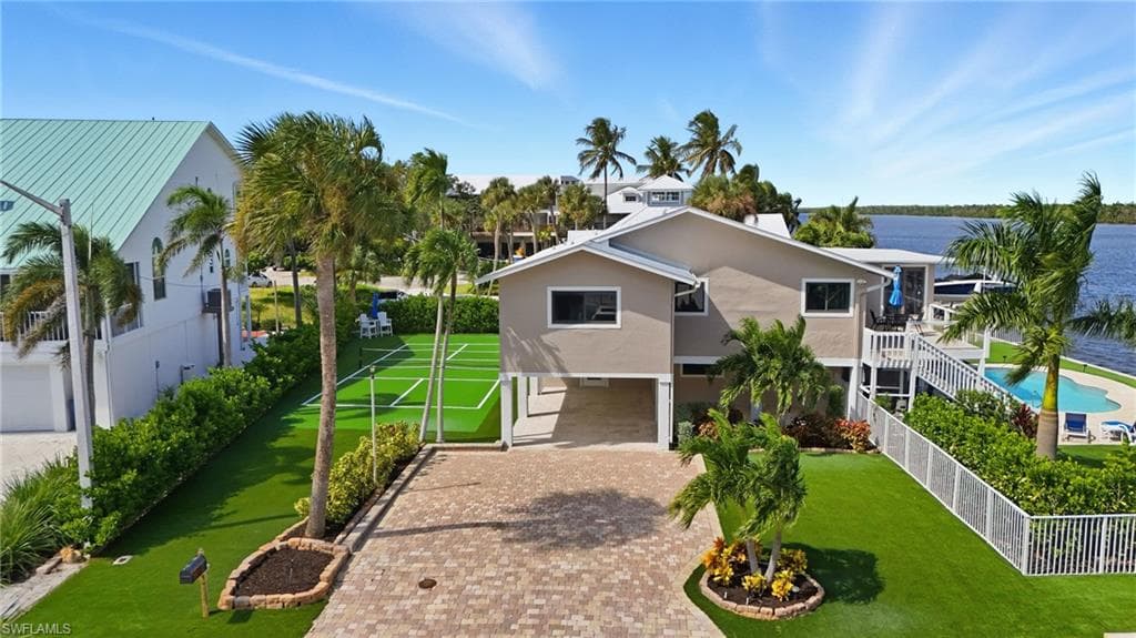 205 Bayview AVE, FORT MYERS BEACH FL 33931-44