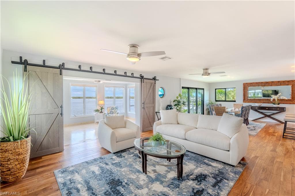 205 Bayview AVE, FORT MYERS BEACH FL 33931-30