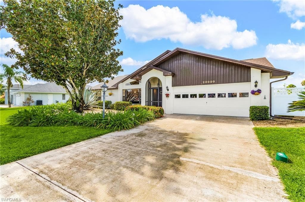 20000 Petrucka CIR, LEHIGH ACRES FL 33936-22