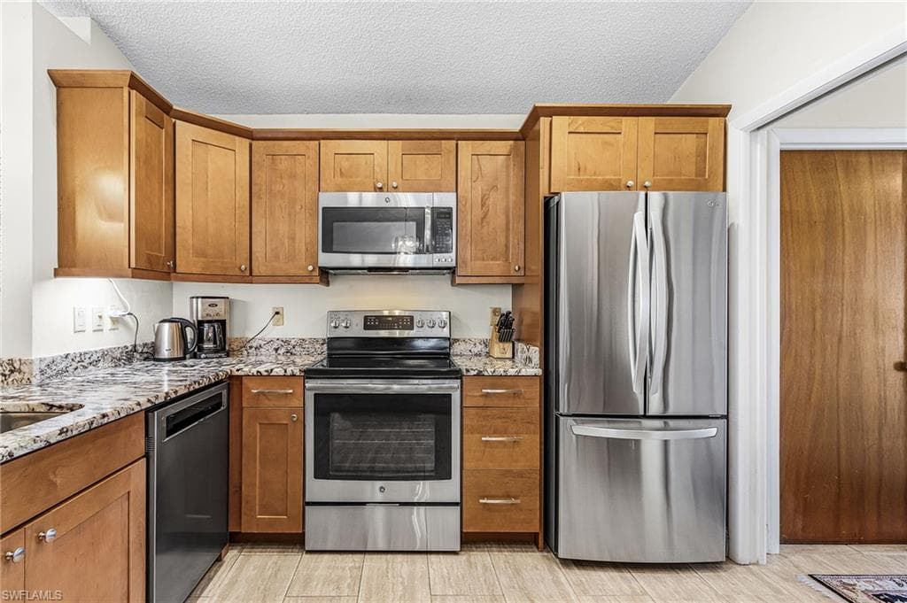 20000 Petrucka CIR, LEHIGH ACRES FL 33936-4