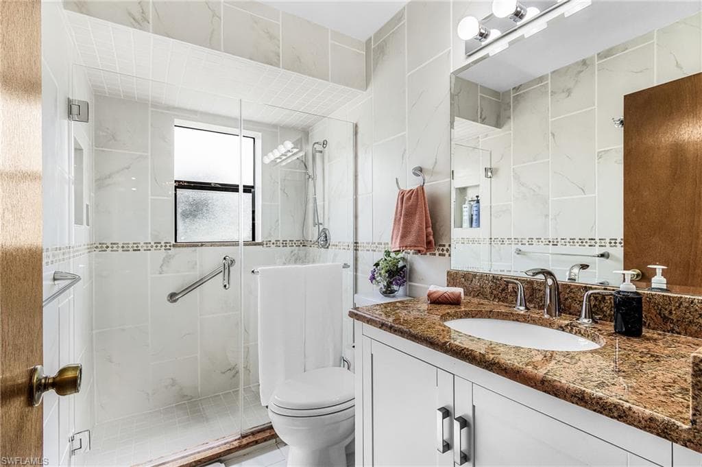 20000 Petrucka CIR, LEHIGH ACRES FL 33936-20