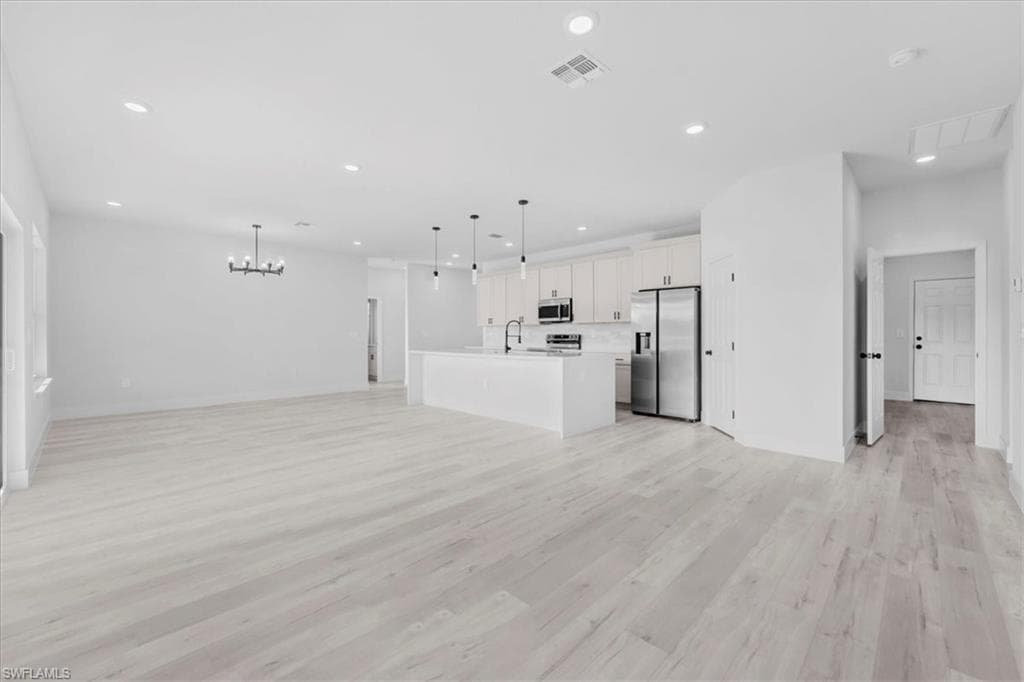 4873 Myrtle Beach DR, SEBRING FL 33872-6