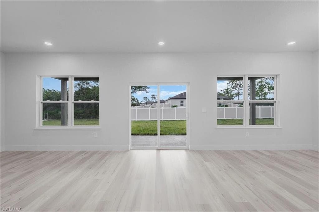 4873 Myrtle Beach DR, SEBRING FL 33872-9