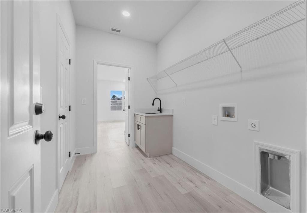 4873 Myrtle Beach DR, SEBRING FL 33872-30