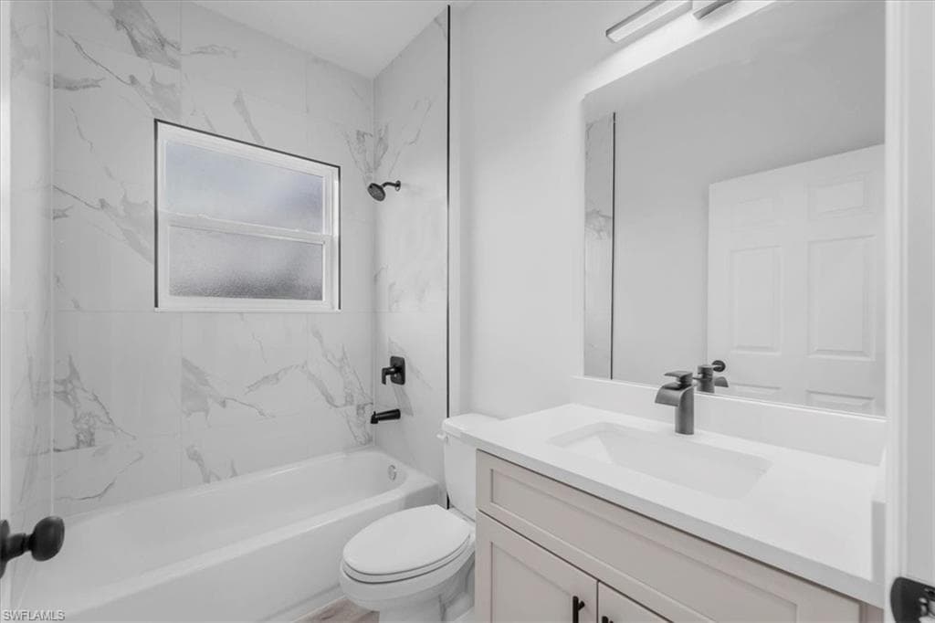 4873 Myrtle Beach DR, SEBRING FL 33872-20