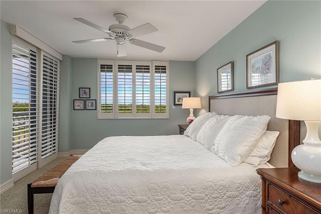 17 Bluebill AVE # 203, NAPLES FL 34108-7