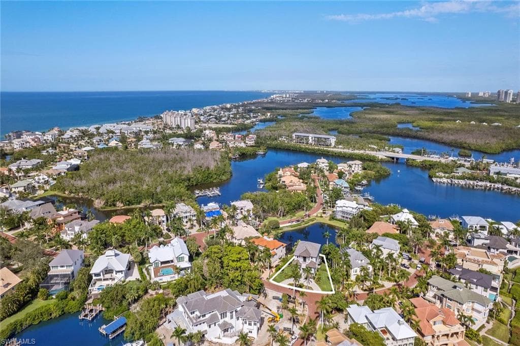 211 San Mateo DR, BONITA SPRINGS FL 34134-48