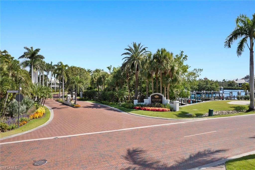 211 San Mateo DR, BONITA SPRINGS FL 34134-47