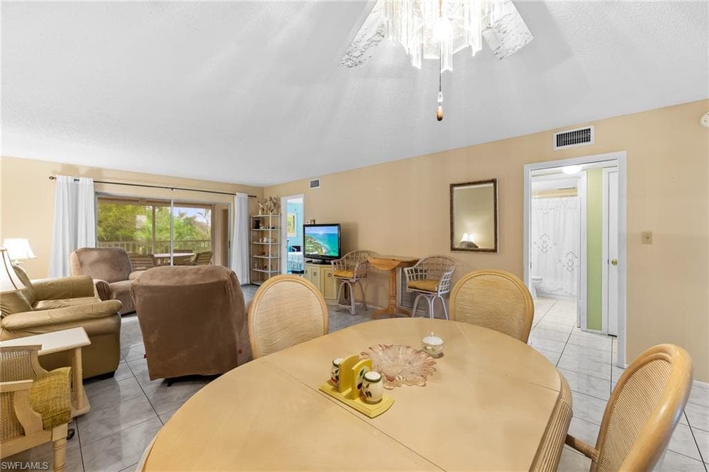 5419 Rattlesnake Hammock RD # 306F, NAPLES FL 34113-7