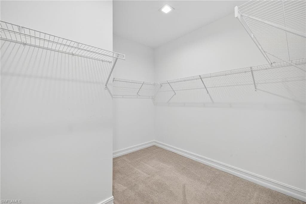 7570 Rockefeller DR, NAPLES FL 34119-24