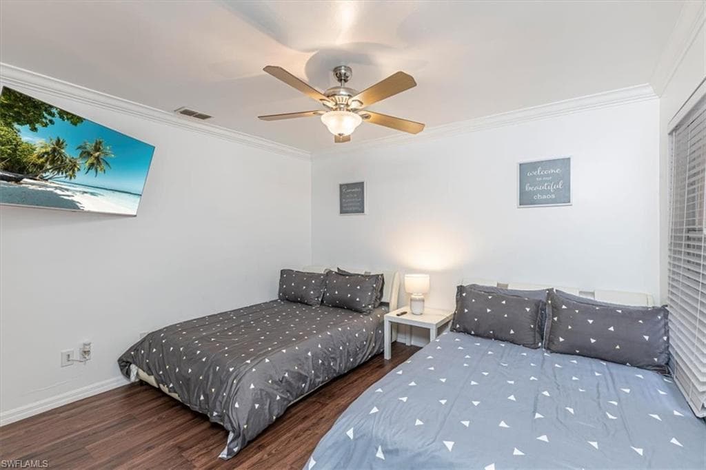 3609 CORINTHIAN WAY, NAPLES FL 34105-15