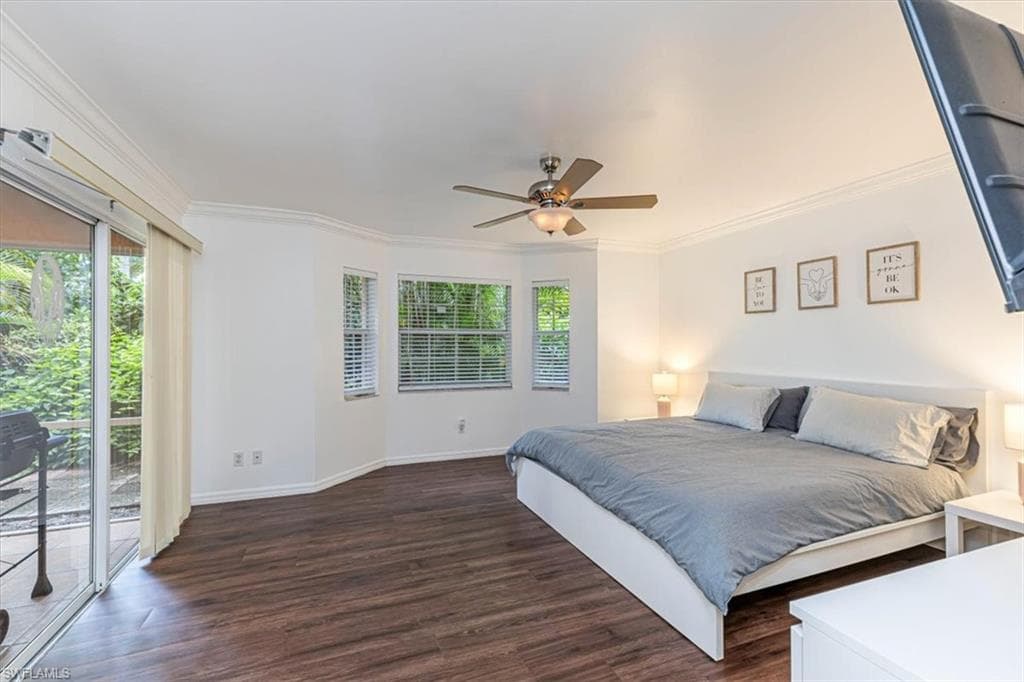 3609 CORINTHIAN WAY, NAPLES FL 34105-13