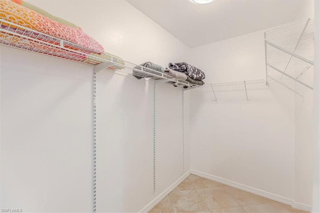 3609 CORINTHIAN WAY, NAPLES FL 34105-20