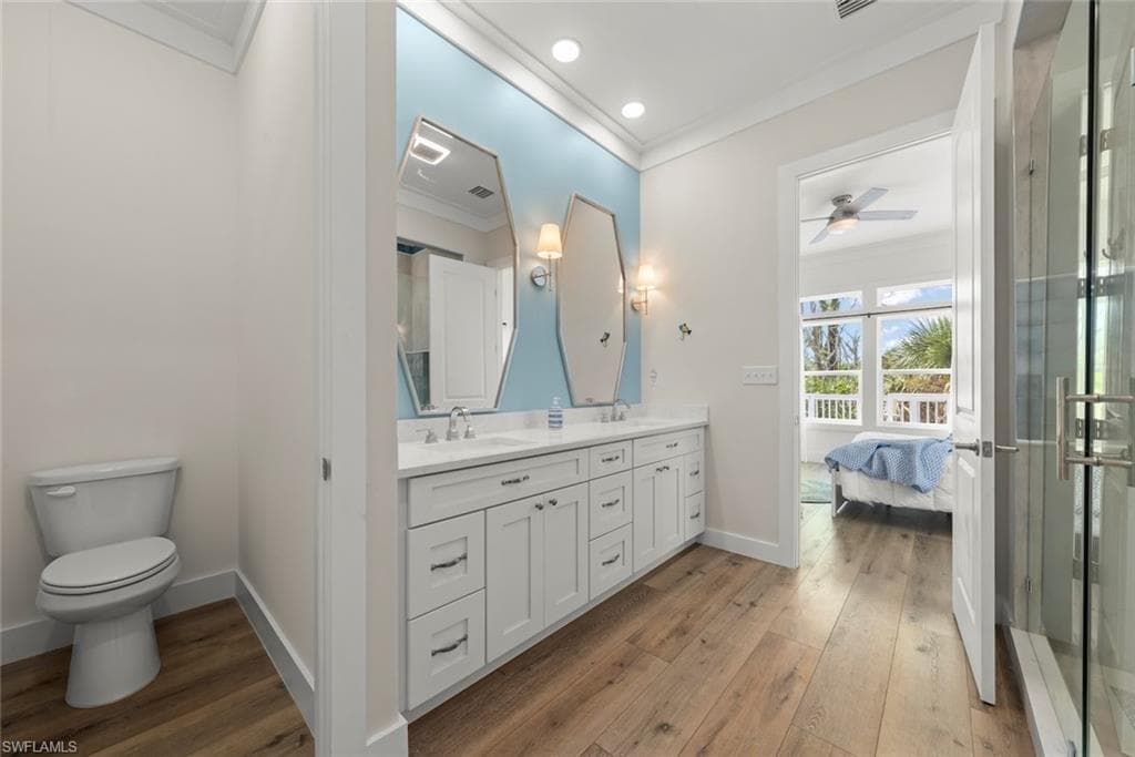 737 Vinca WAY, SANIBEL FL 33957-21