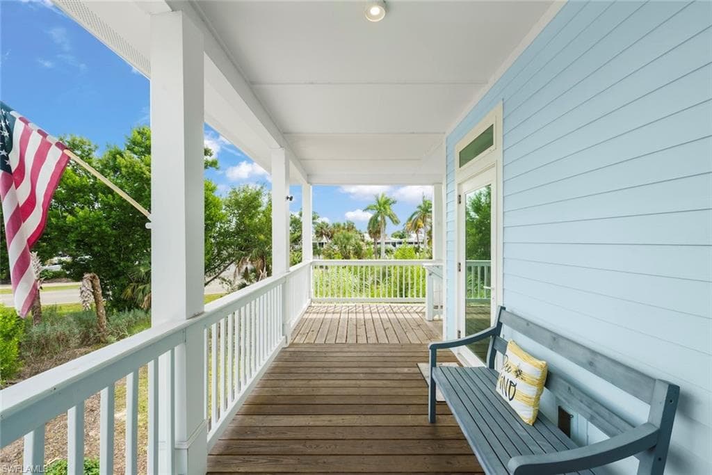737 Vinca WAY, SANIBEL FL 33957-4