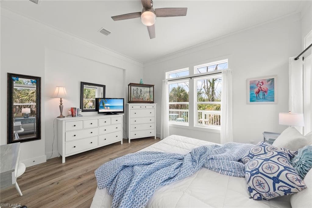 737 Vinca WAY, SANIBEL FL 33957-19