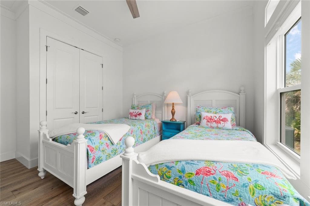 737 Vinca WAY, SANIBEL FL 33957-27
