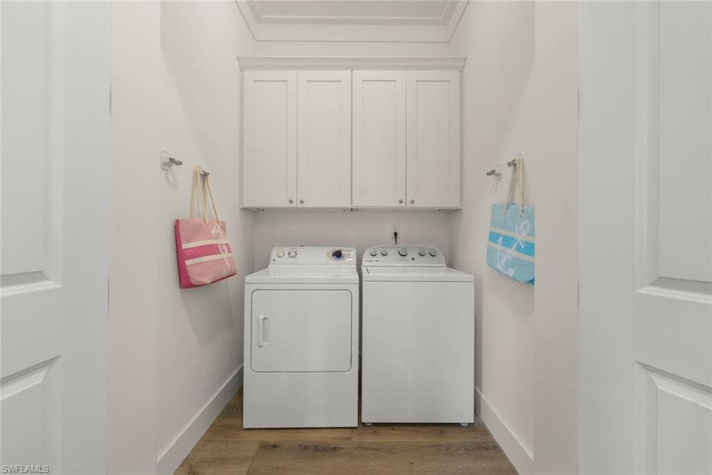 737 Vinca WAY, SANIBEL FL 33957-28