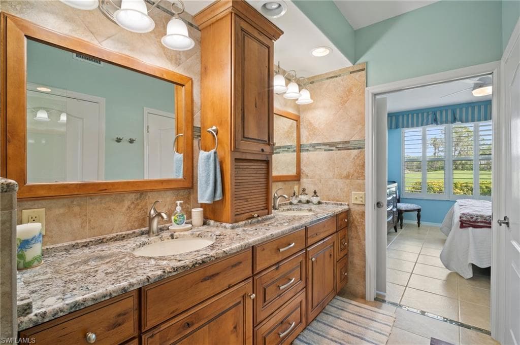 9281 Spring Run BLVD # 2607, ESTERO FL 34135-31