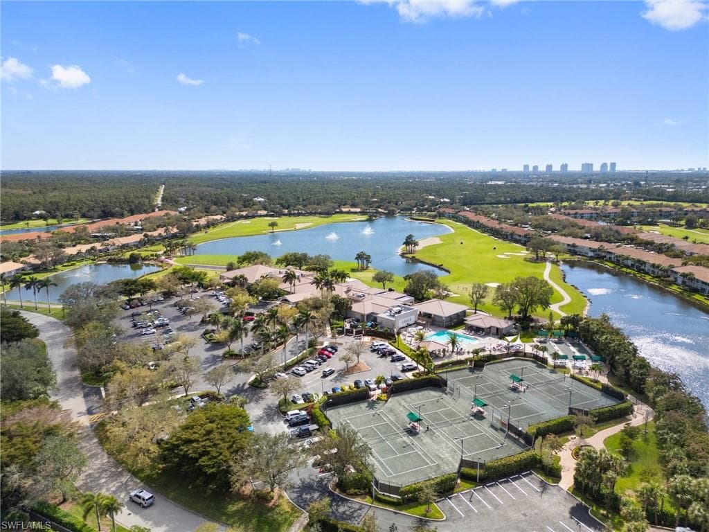 9281 Spring Run BLVD # 2607, ESTERO FL 34135-44