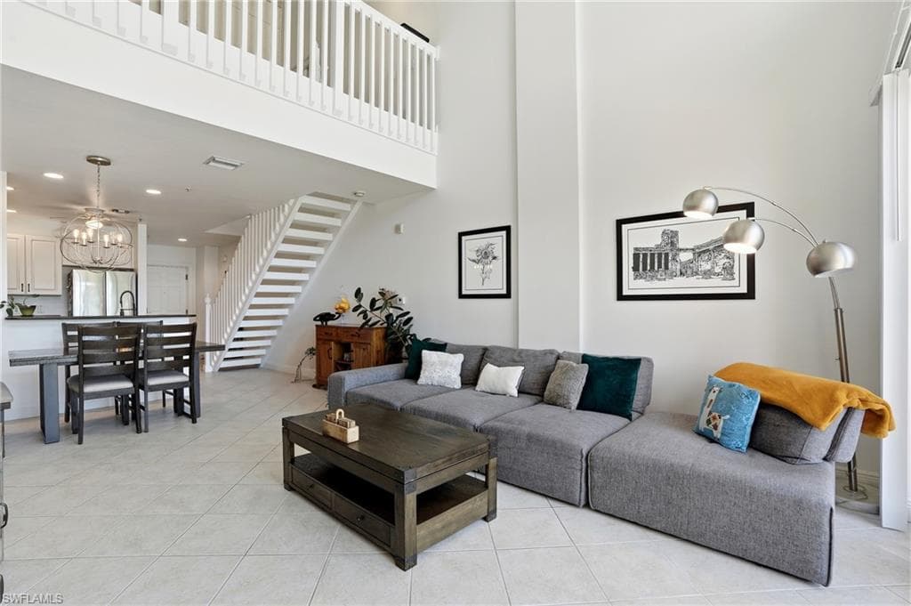 2743 1st ST # 110, FORT MYERS FL 33916-2