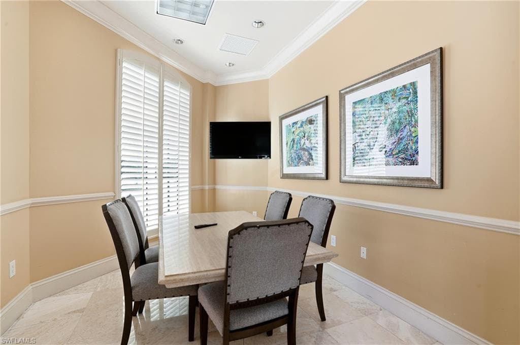 2743 1st ST # 110, FORT MYERS FL 33916-23