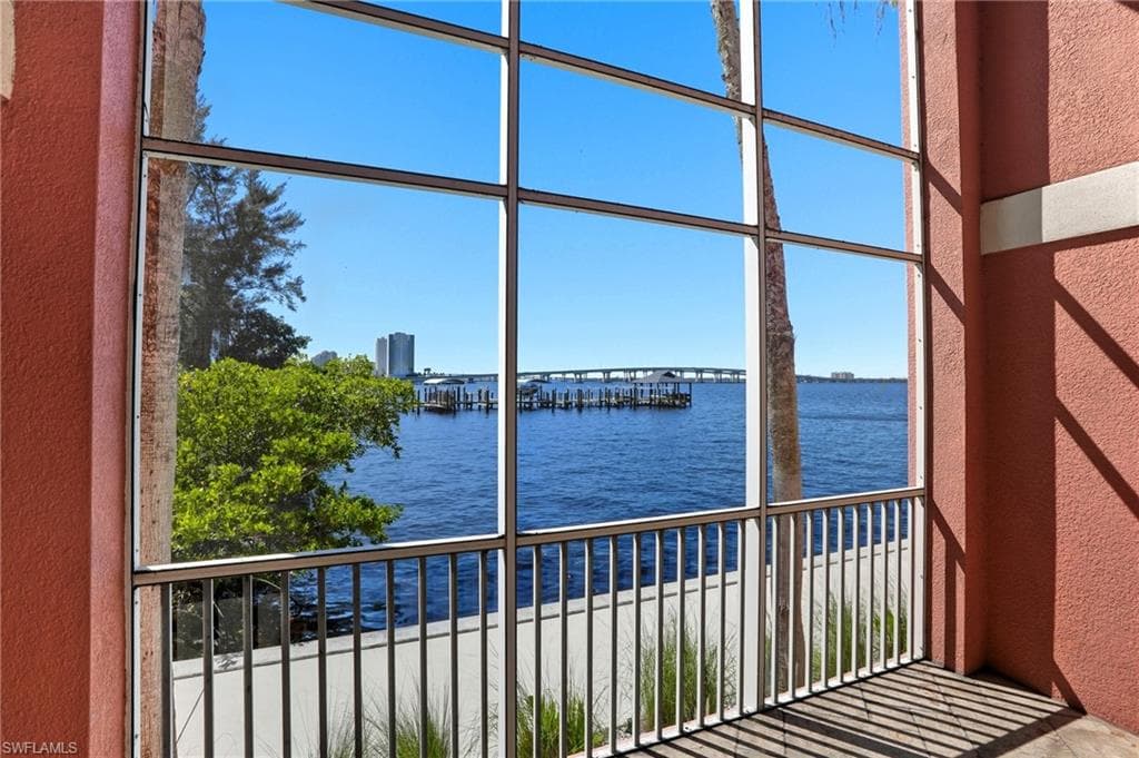 2743 1st ST # 110, FORT MYERS FL 33916-17