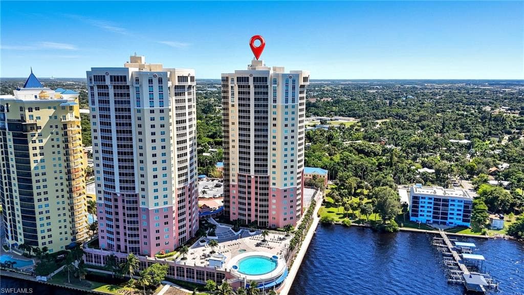 2743 1st ST # 110, FORT MYERS FL 33916-28