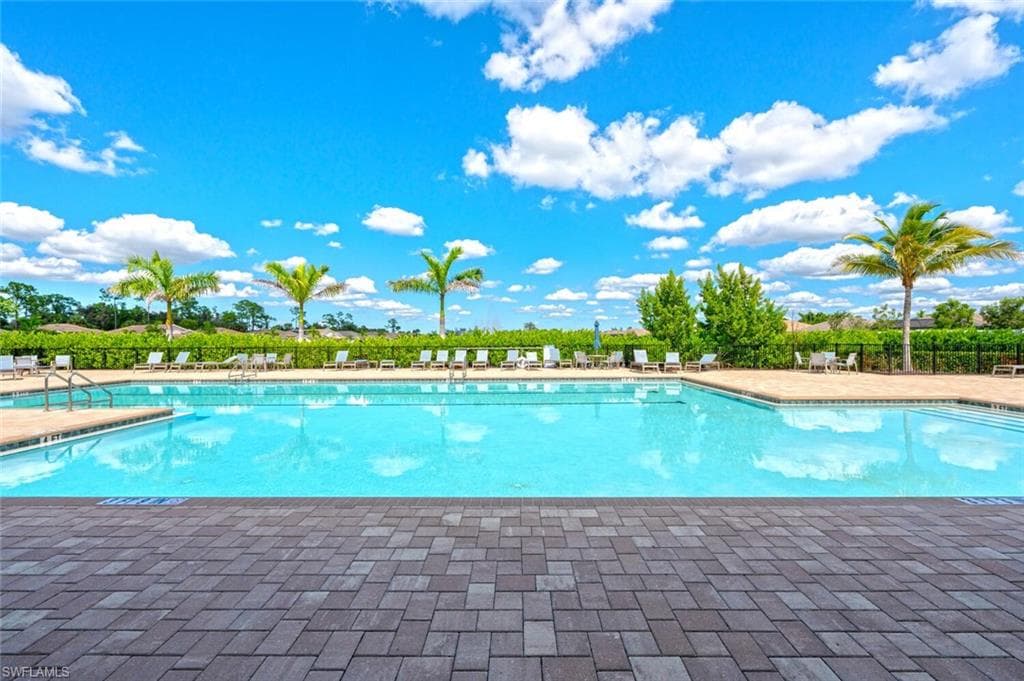 388 GRACE BAY LN, NAPLES FL 34114-27