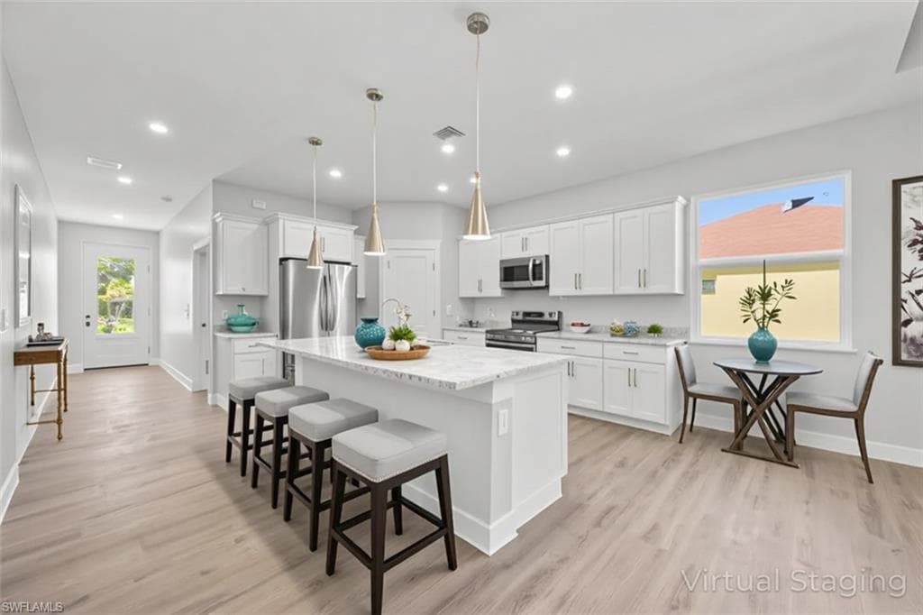 4117 Woodside AVE, FORT MYERS FL 33916-7