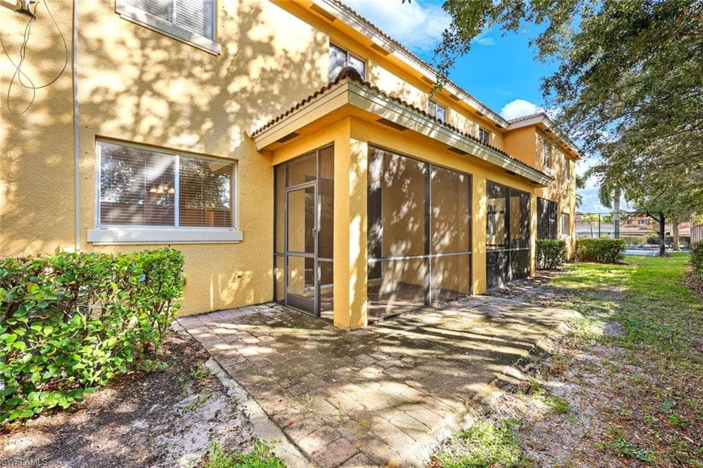 20720 Brassy Pine WAY # 29, ESTERO FL 33928-18