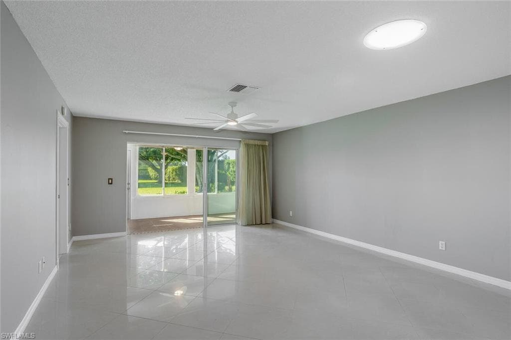 2164 Leisure LN, FORT MYERS FL 33907-2