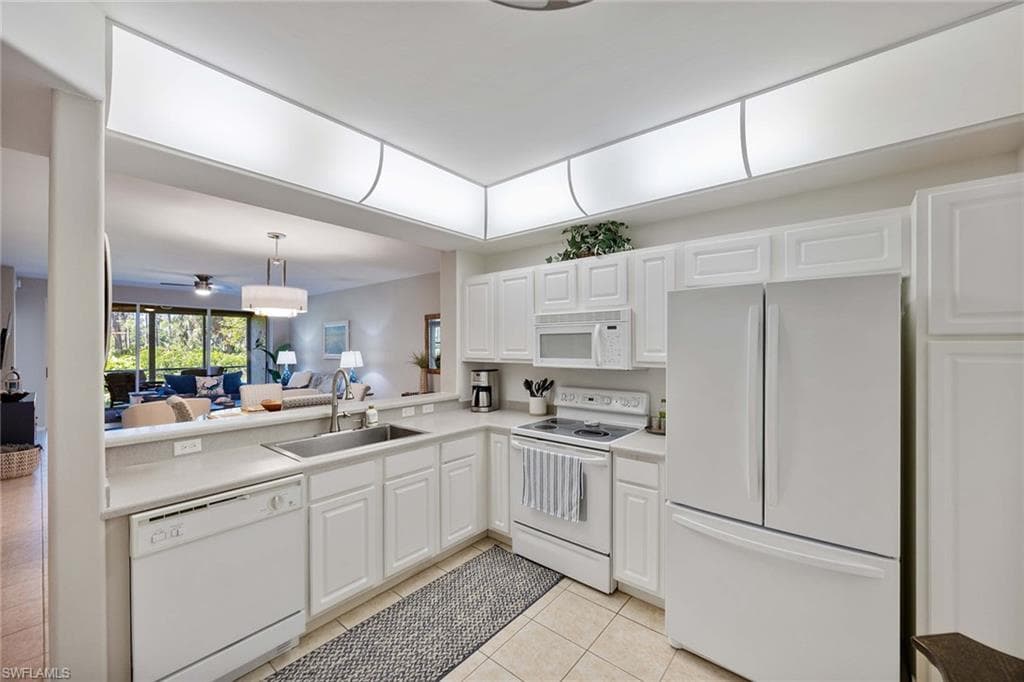 23526 Sandycreek TER # 304, ESTERO FL 34135-13