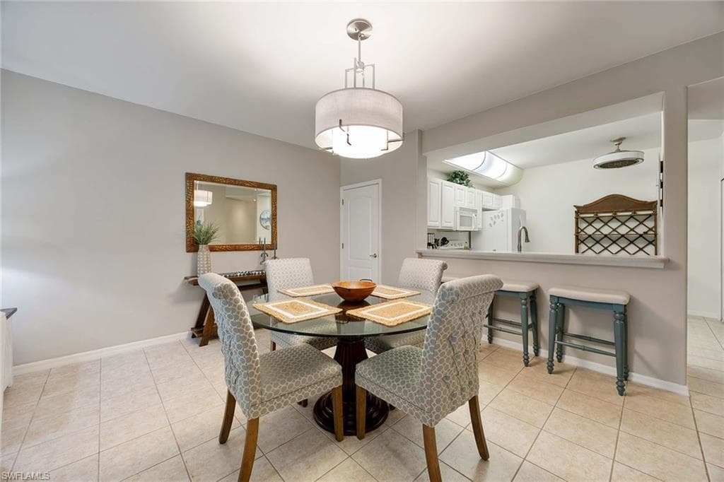 23526 Sandycreek TER # 304, ESTERO FL 34135-10