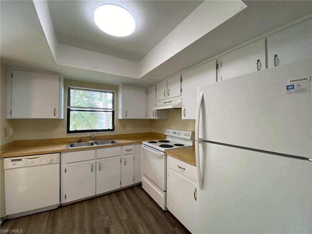 28130 Pine Haven WAY # 21, BONITA SPRINGS FL 34135-1