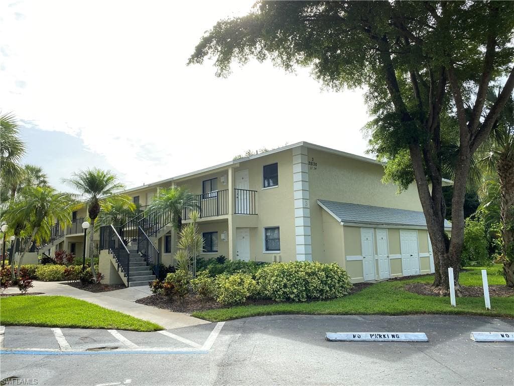 28130 Pine Haven WAY # 21, BONITA SPRINGS FL 34135-9