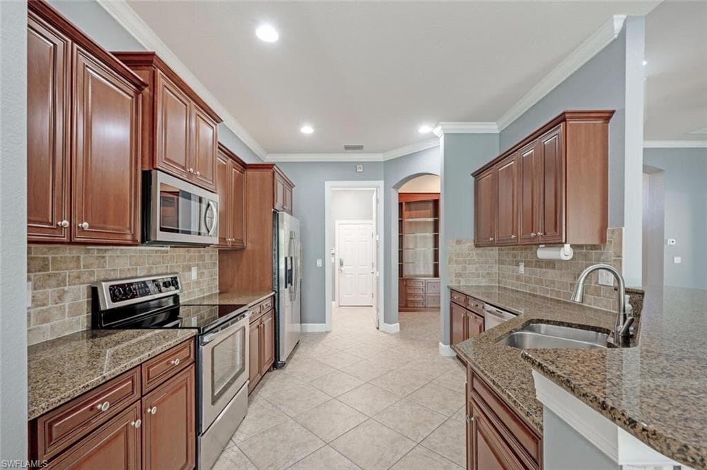 11279 Lithgow LN, FORT MYERS FL 33913-2